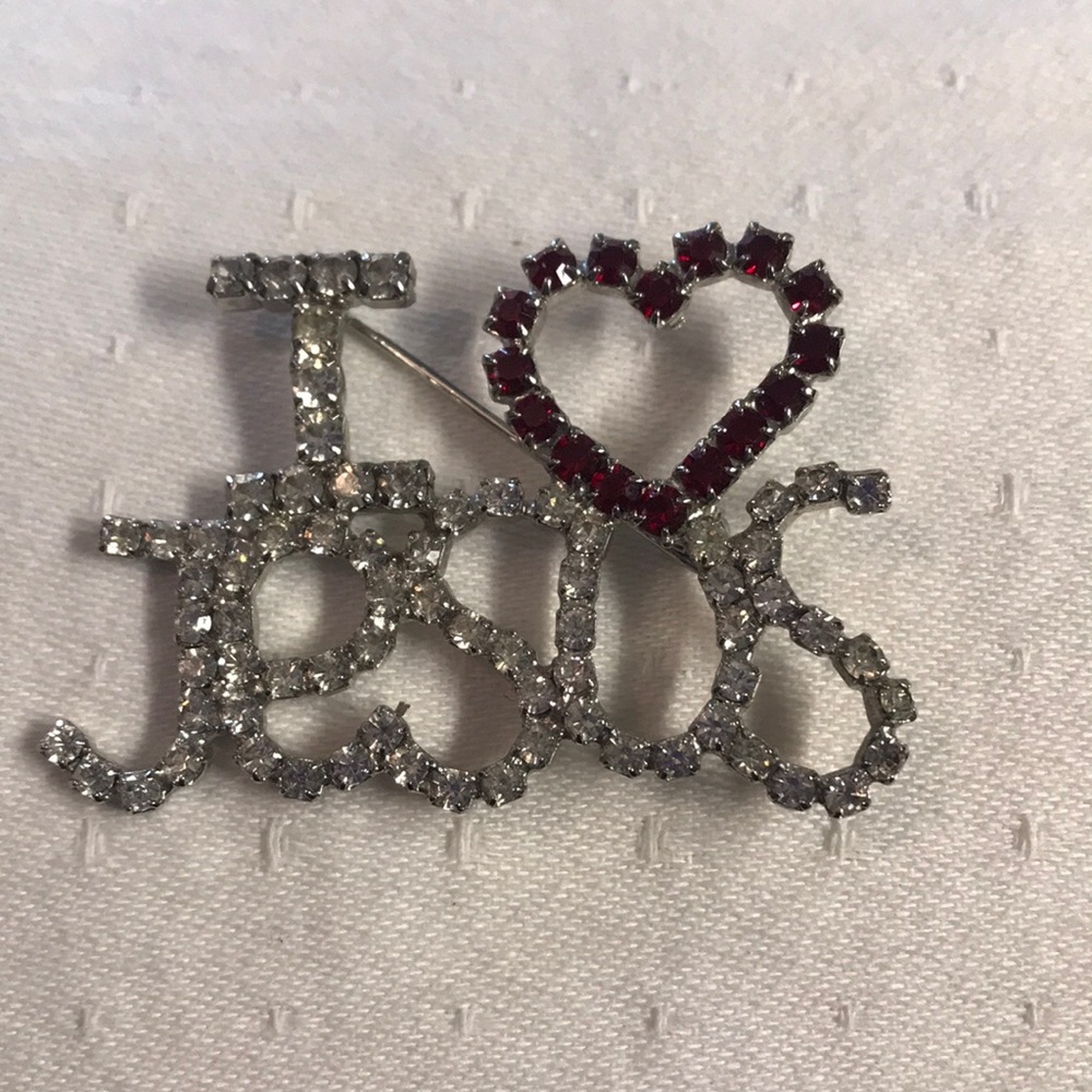 I ❤️ JESUS Rhinestone Brooch